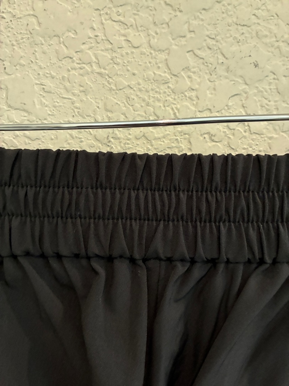 Lou & Grey Black Wide-Leg Pull-On Pants - Picture 7 of 7